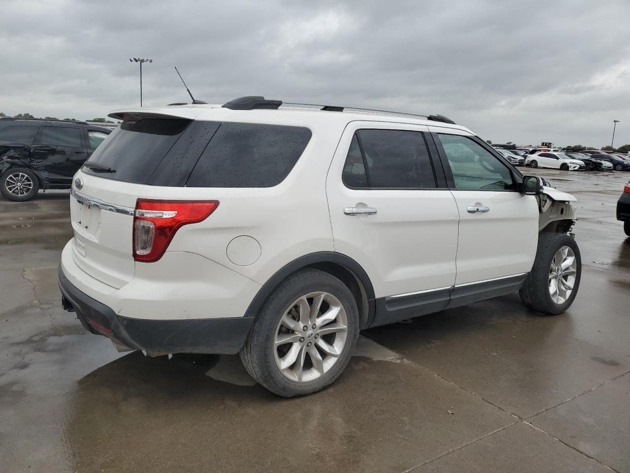 Image 3 of 2012 FORD EXPLORER LIMITED 2012 with VIN 1FMHK7F88CGB01328