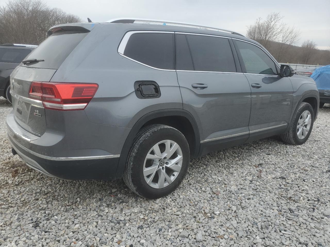 Изображение 3 2019 VOLKSWAGEN ATLAS SEL PREMIUM 2019 с VIN 1V2NR2CA0KC583472