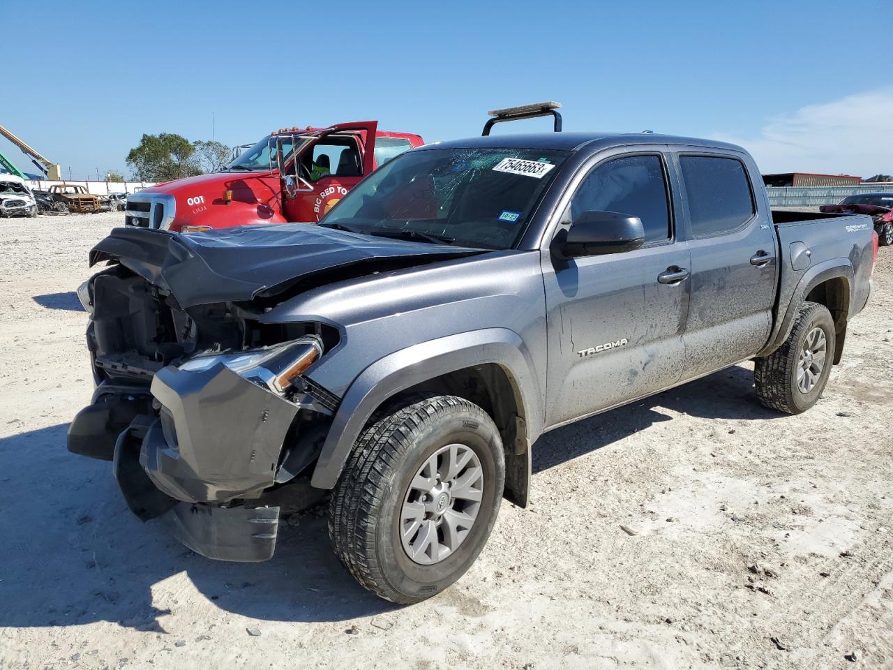Image 1 of 2019 TOYOTA TACOMA DOUBLE CAB 2019 with VIN 5TFAZ5CNXKX086040