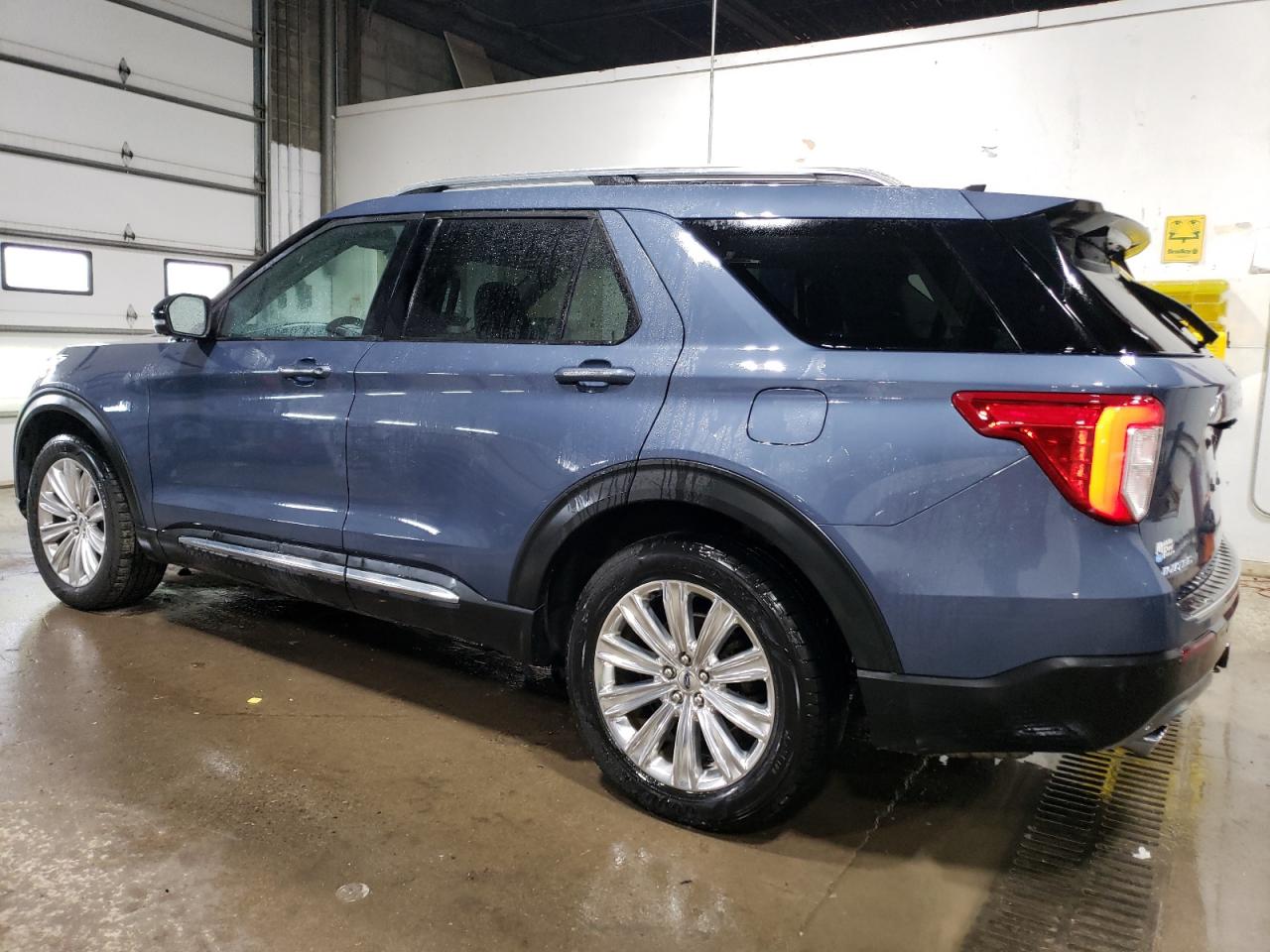 Изображение 2 2021 FORD EXPLORER LIMITED 2021 с VIN 1FMSK8FH8MGB44600