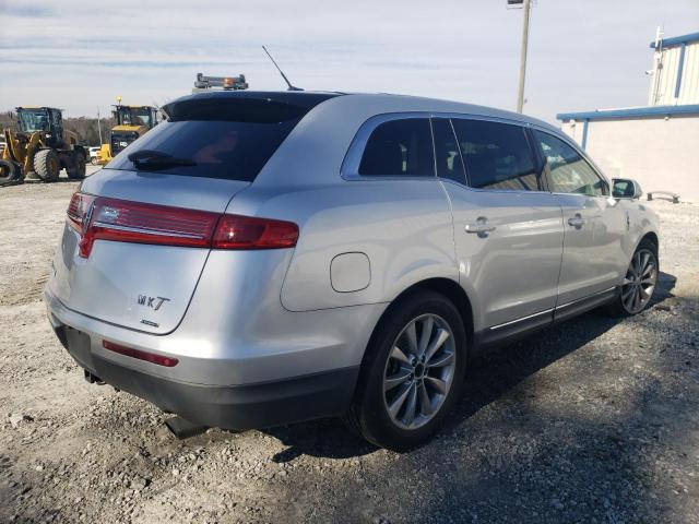 Изображение 3 2010 LINCOLN MKT  2010 с VIN 2LMHJ5AT1ABJ16331