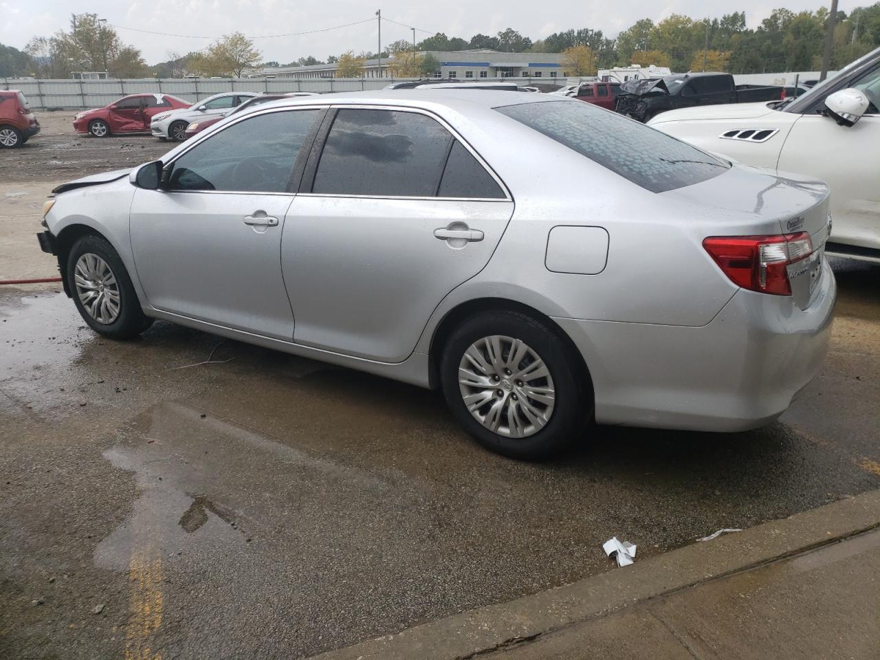 Obraz 2 z 2014 TOYOTA CAMRY L 2014 z VIN 4T1BF1FK8EU826600