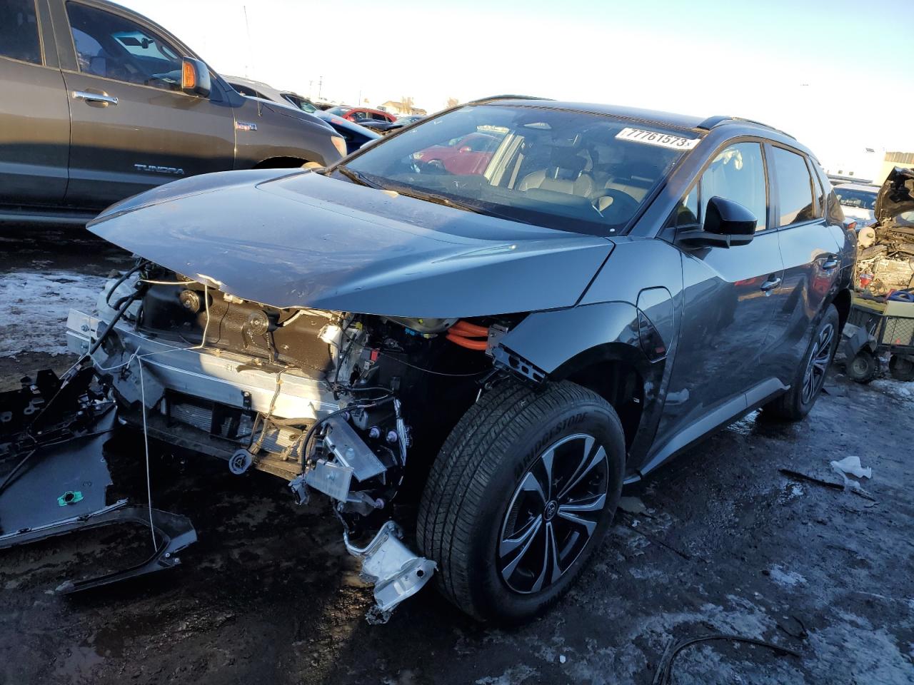 Изображение 1 2023 TOYOTA BZ4X XLE 2023 с VIN JTMABACA4PA028946