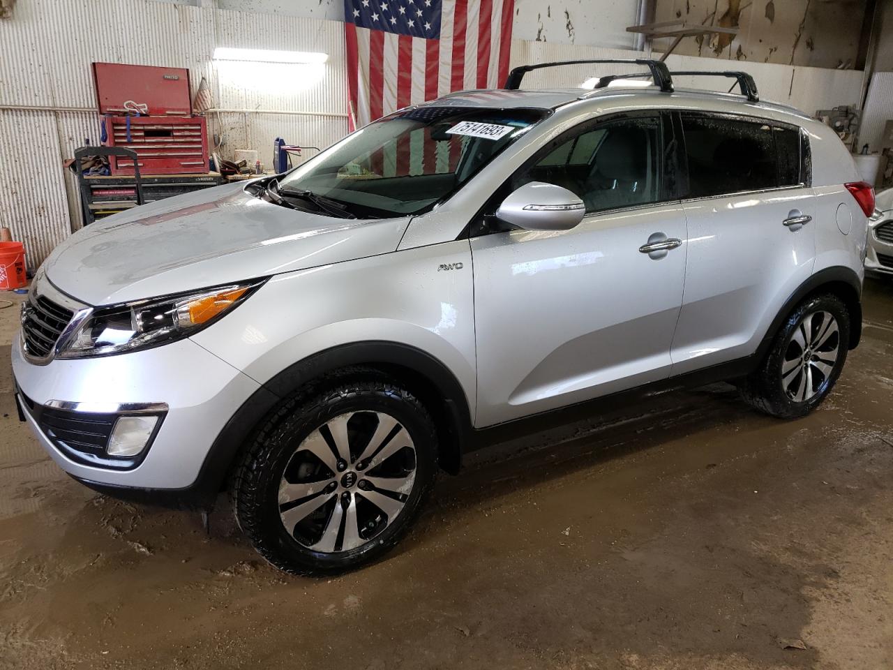 Image 1 of 2011 KIA SPORTAGE EX 2011 with VIN KNDPCCA2XB7048512