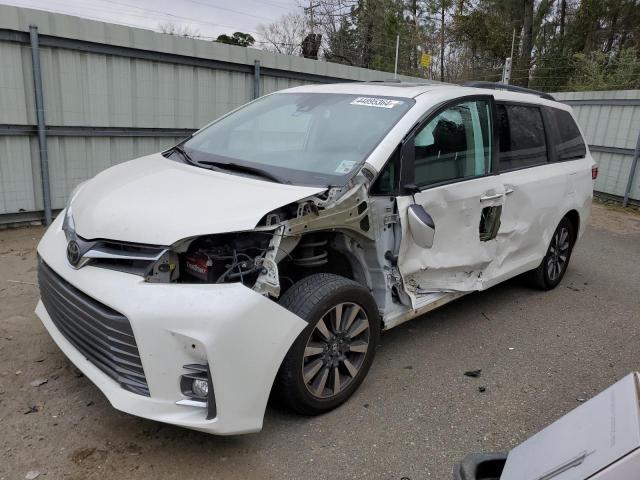 Image 1 of 2019 TOYOTA SIENNA XLE 2019 with VIN 5TDDZ3DC5KS222630