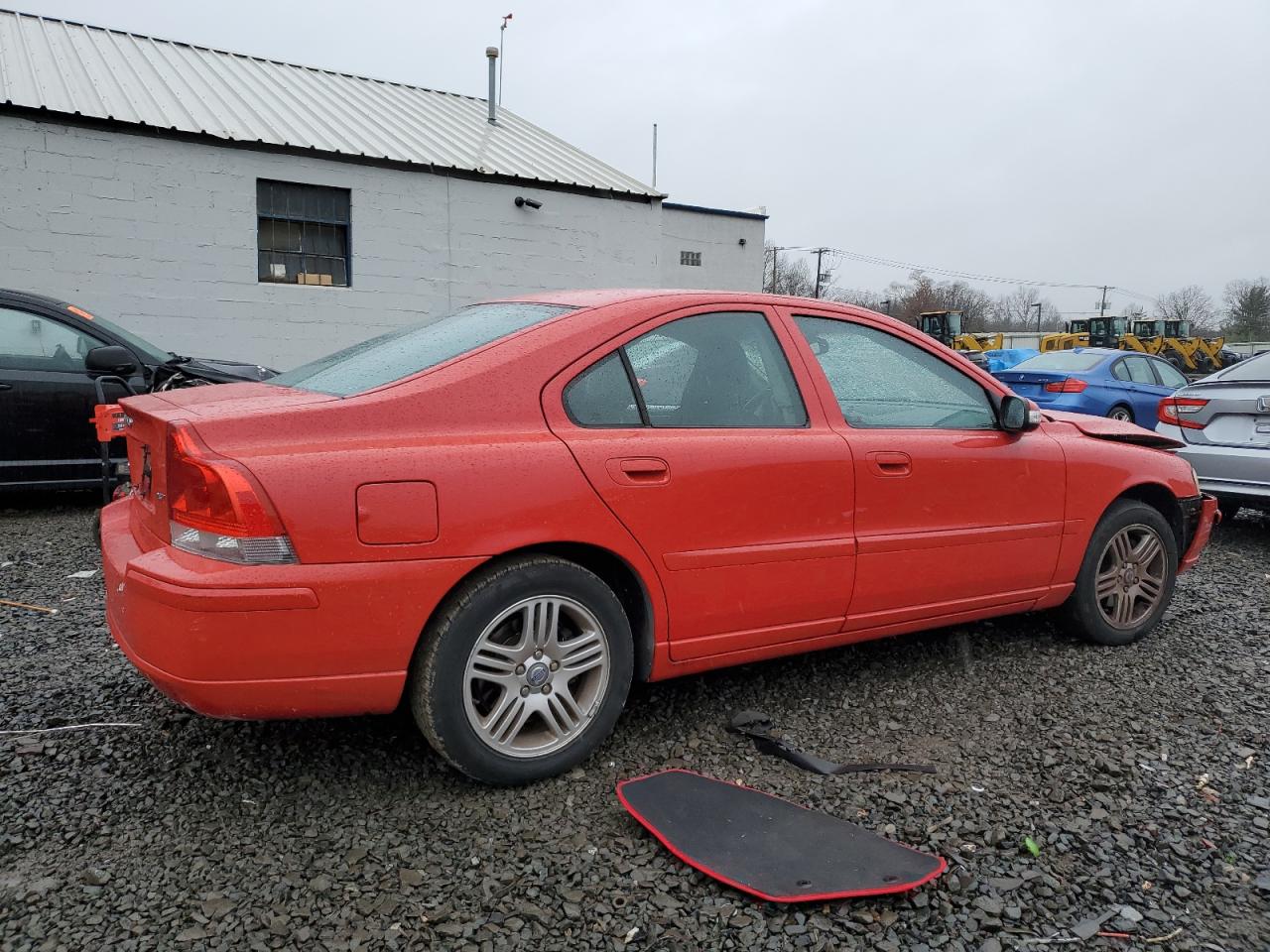 Image 3 of 2007 VOLVO S60 2.5T 2007 with VIN YV1RS592872632563