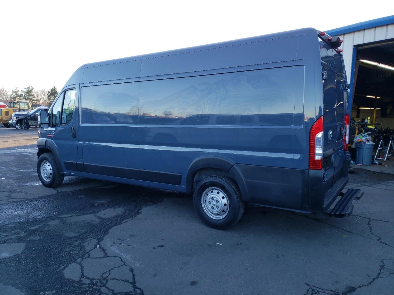 Image 2 of 2019 RAM PROMASTER 3500 3500 HIGH 2019 with VIN 3C6URVJGXKE558536