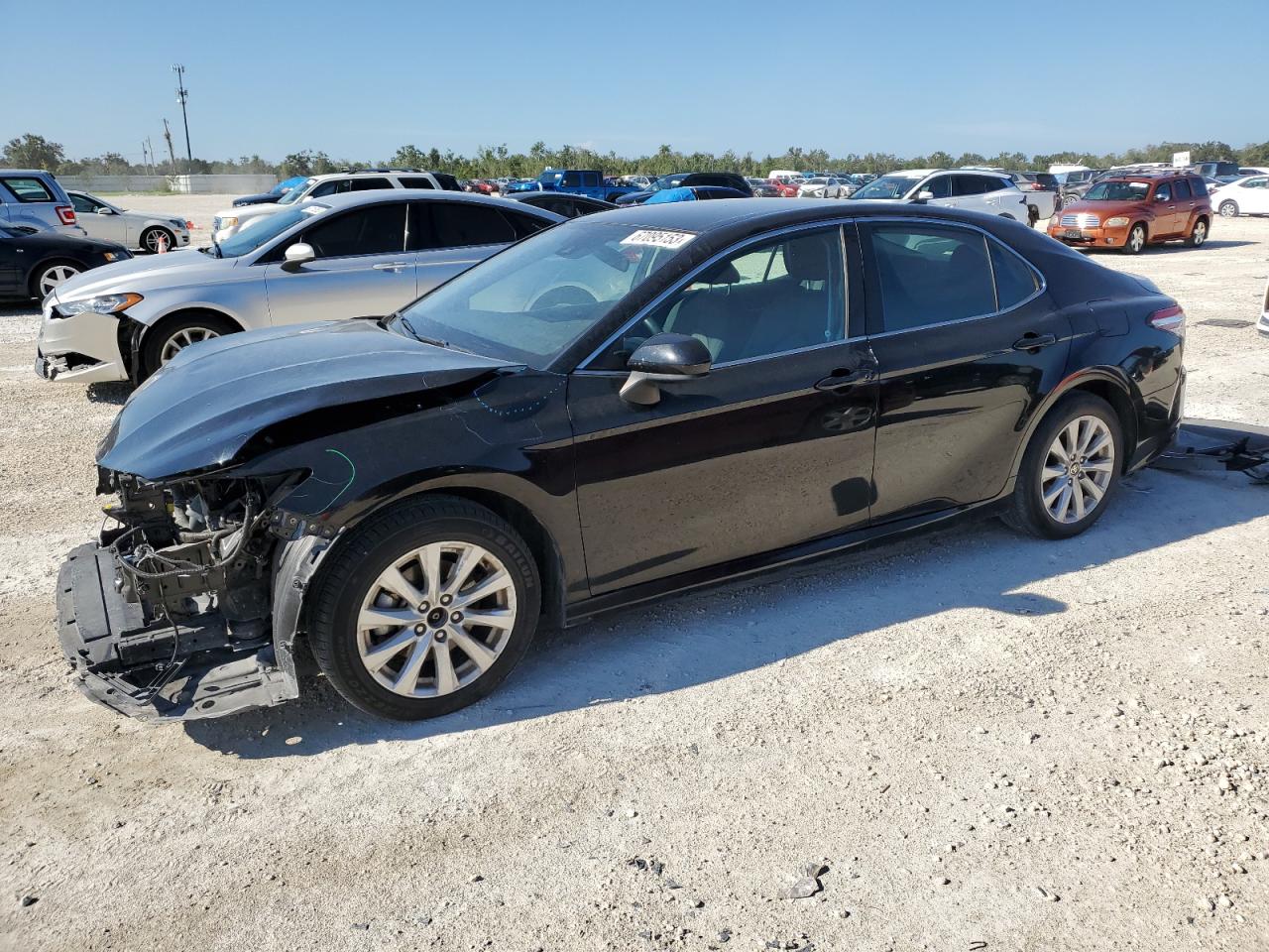 Изображение 1 2020 TOYOTA CAMRY LE 2020 с VIN 4T1C11AK1LU500760