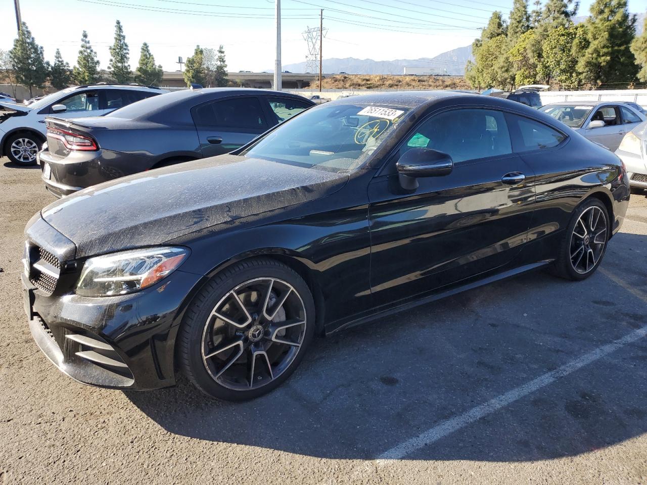Obraz 1 z 2019 MERCEDES-BENZ C 300 2019 z VIN WDDWJ8DB4KF827930
