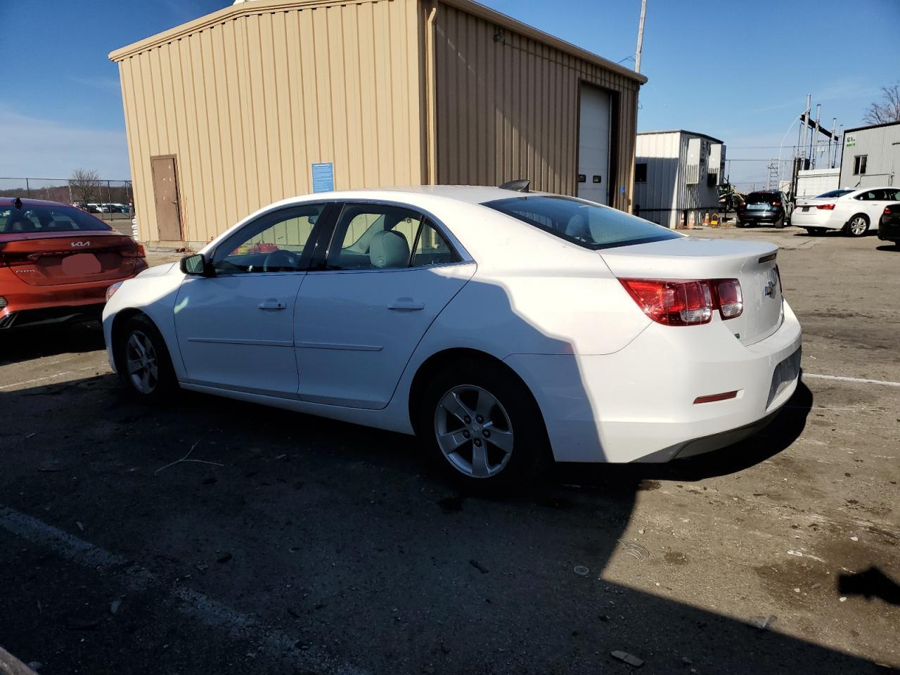 Obraz 2 z 2015 CHEVROLET MALIBU LS 2015 z VIN 1G11B5SLXFU150615