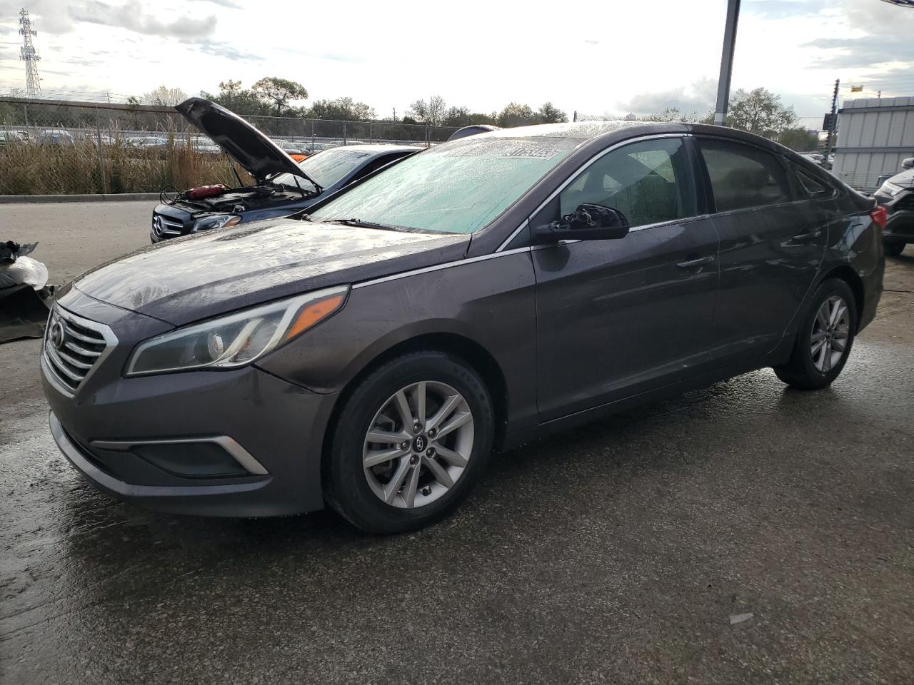 Image 1 of 2016 HYUNDAI SONATA SE 2016 with VIN 5NPE24AF8GH379840