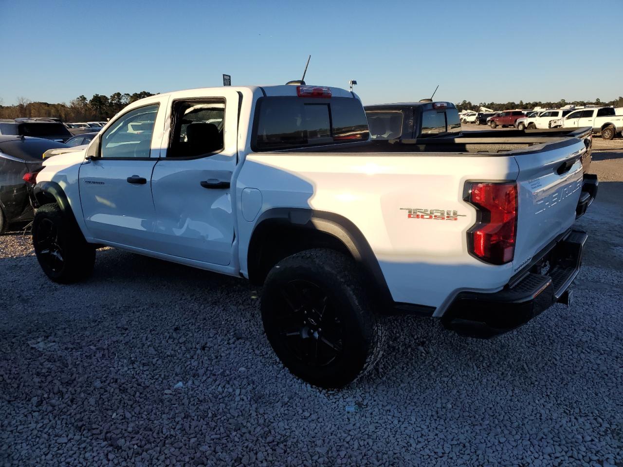 Изображение 2 2023 CHEVROLET COLORADO TRAIL BOSS 2023 с VIN 1GCPTEEK1P1175780