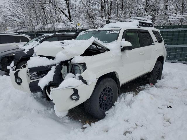 Image 1 of 2019 TOYOTA 4RUNNER SR5 2019 with VIN JTEBU5JR6K5659967