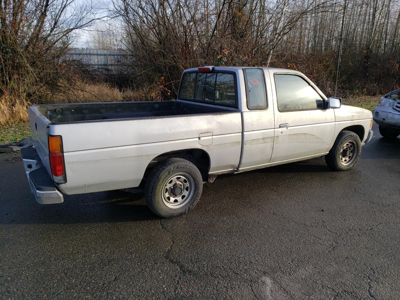 Image 3 of 1994 NISSAN TRUCK KING CAB XE 1994 with VIN 1N6SD16S9RC367032