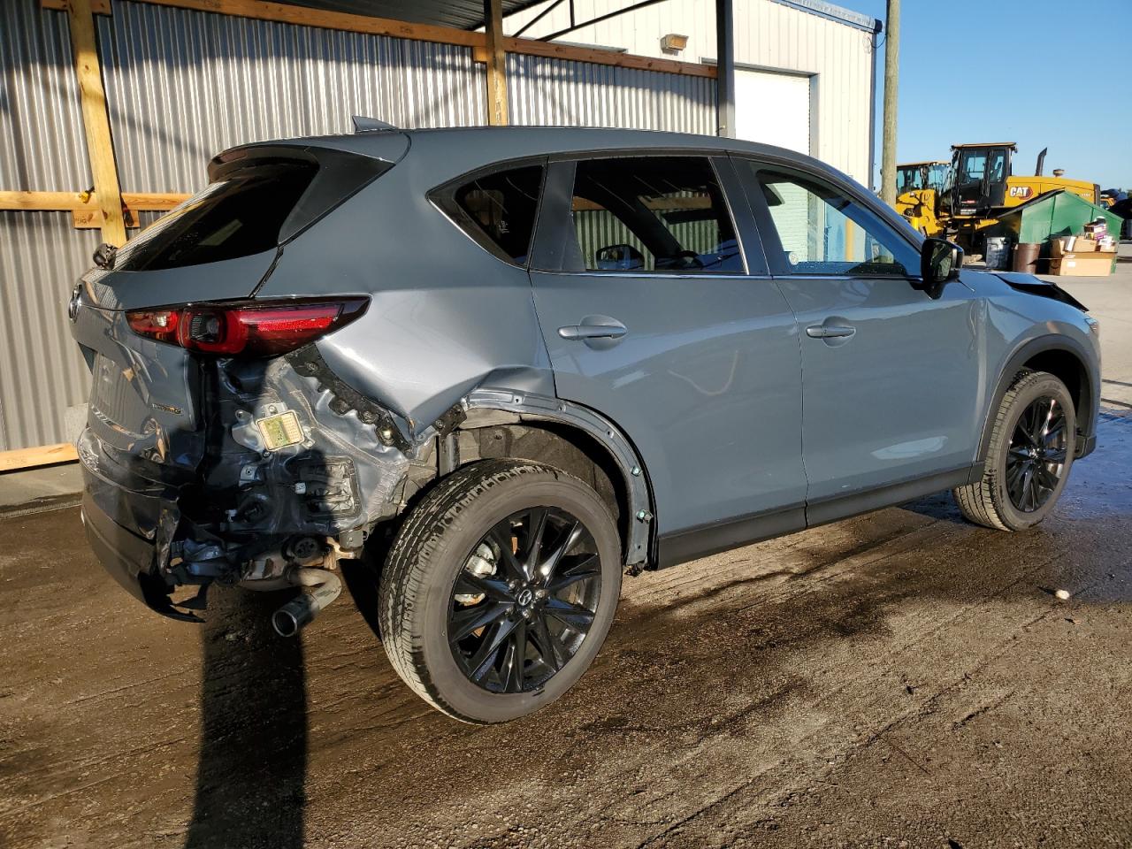 Image 3 of 2023 MAZDA CX-5 PREFERRED 2023 with VIN JM3KFBCM3P0196051