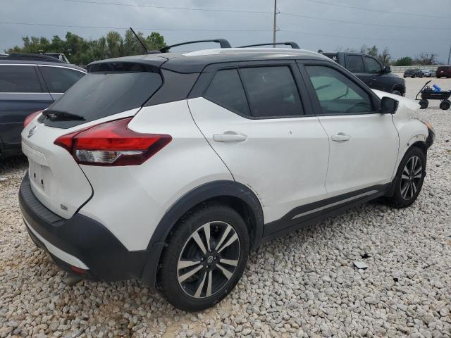 Image 3 of 2018 NISSAN KICKS S 2018 with VIN 3N1CP5CUXJL541343