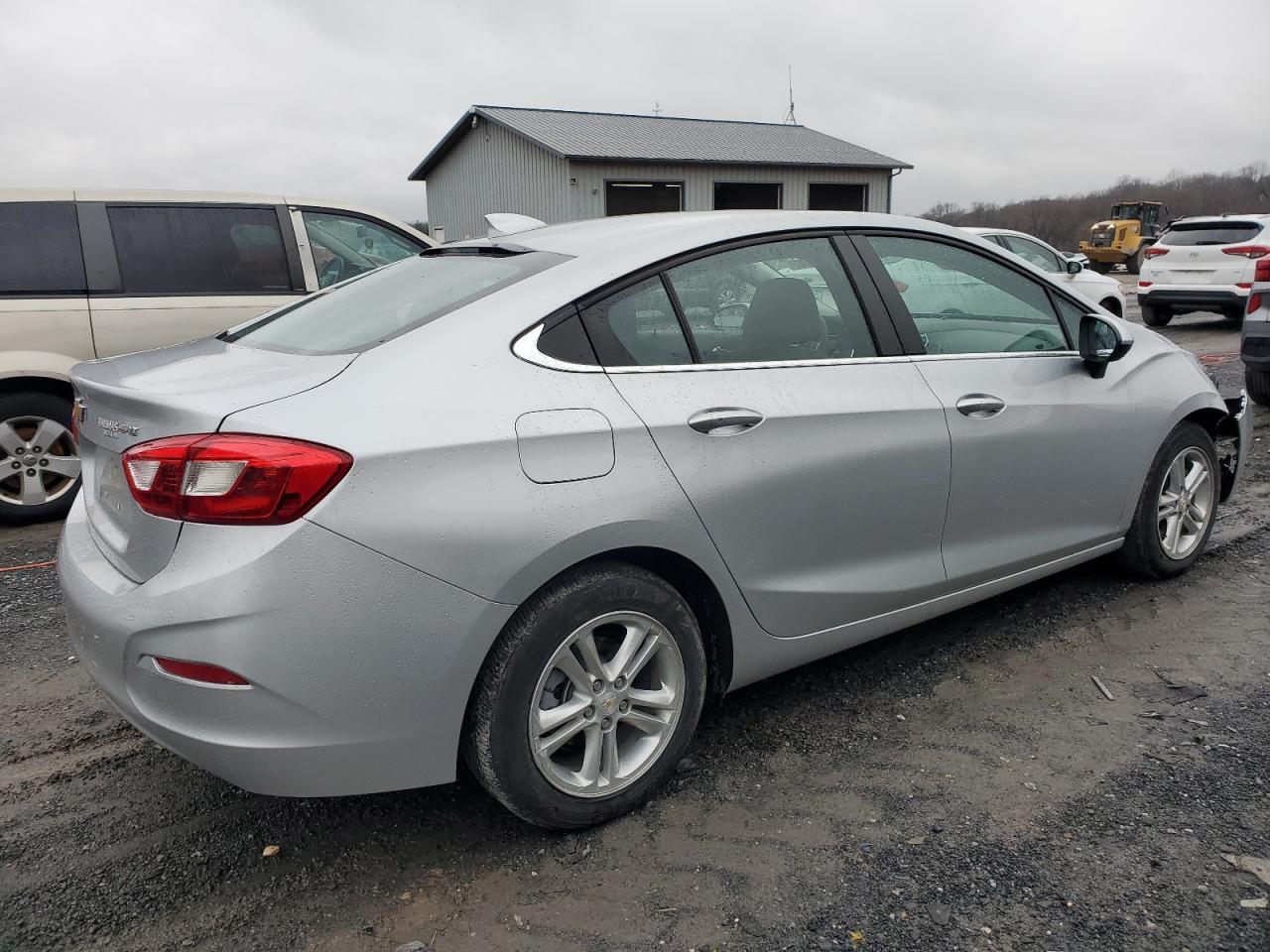 Изображение 3 2017 CHEVROLET CRUZE LT 2017 с VIN 1G1BE5SM8H7264182