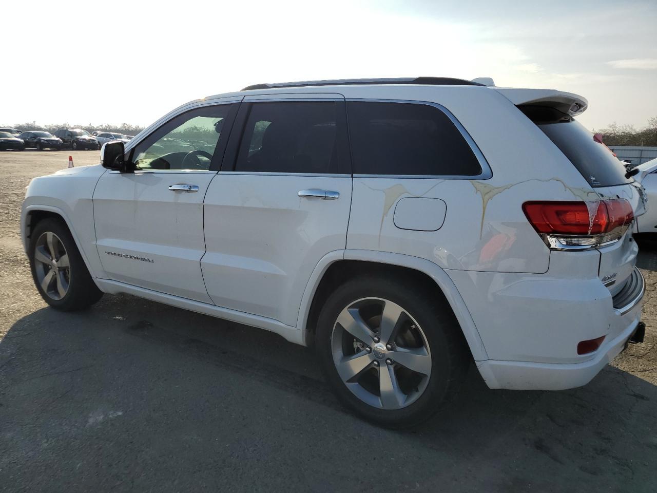 Obraz 2 z 2015 JEEP GRAND CHEROKEE OVERLAND 2015 z VIN 1C4RJFCM2FC196486