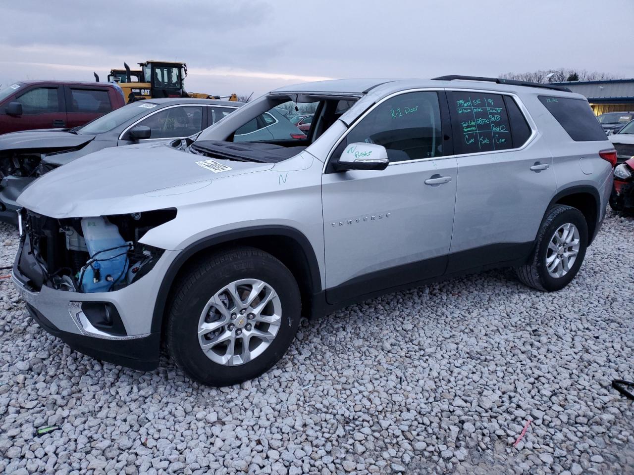 2021 CHEVROLET TRAVERSE LT 2021 image