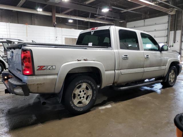 Obraz 3 z 2005 CHEVROLET SILVERADO K1500 2005 z VIN 2GCEK13T251178693