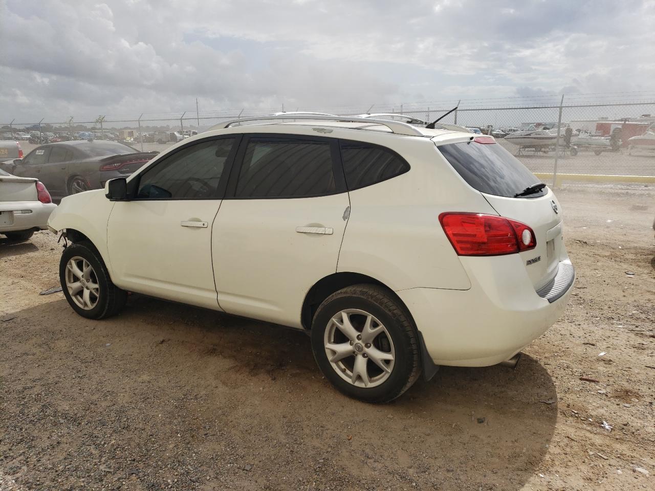 Image 2 of 2010 NISSAN ROGUE S 2010 with VIN JN8AS5MV1AW609389