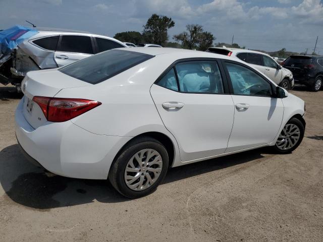 Image 3 of 2019 TOYOTA COROLLA L 2019 with VIN 2T1BURHE4KC212765