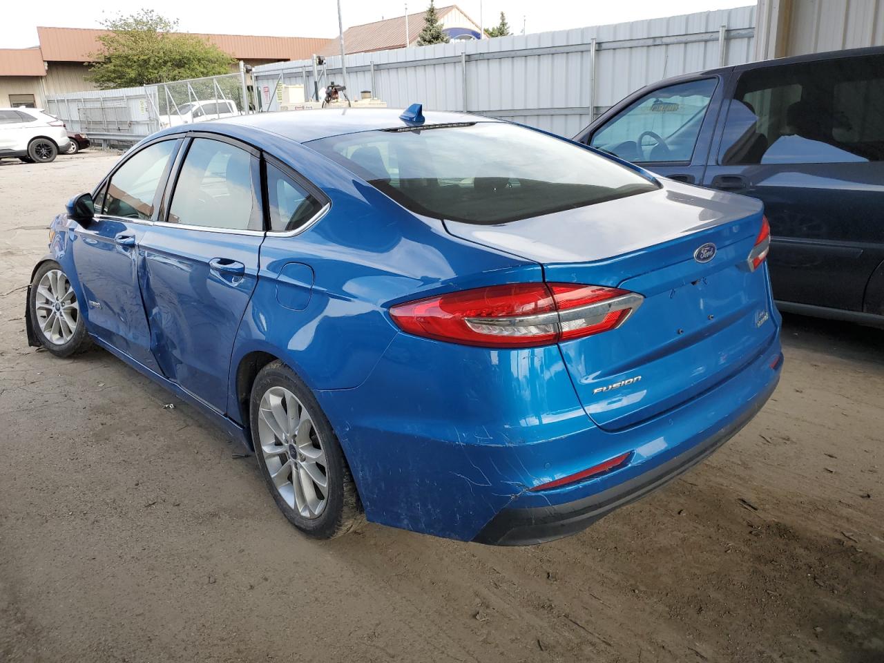 Изображение 2 2019 FORD FUSION SE 2019 с VIN 3FA6P0LU8KR131433