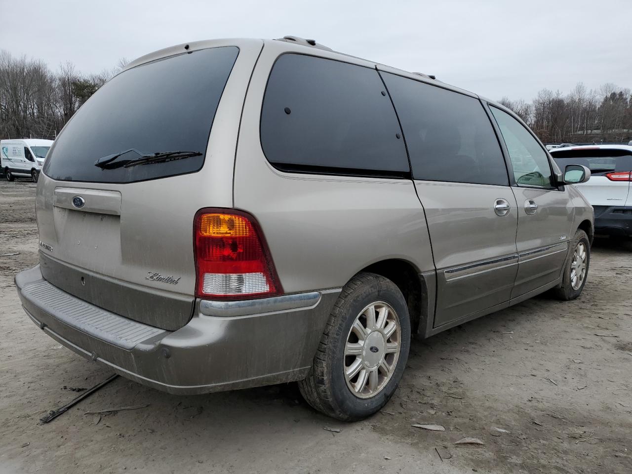 Изображение 3 2001 FORD WINDSTAR LIMITED 2001 с VIN 2FMDA58481BA92313
