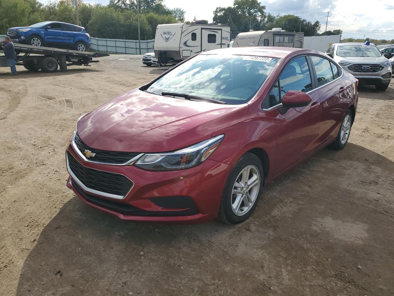 Изображение 1 2018 CHEVROLET CRUZE LT 2018 с VIN 1G1BE5SMXJ7171878