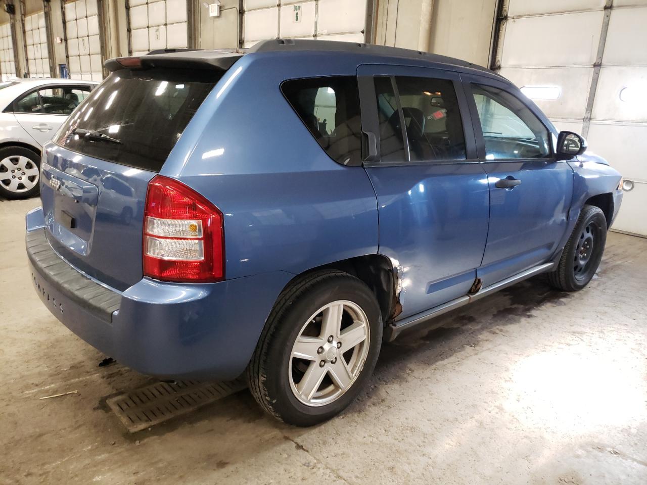Image 3 of 2007 JEEP COMPASS  2007 with VIN 1J8FT47W87D181069