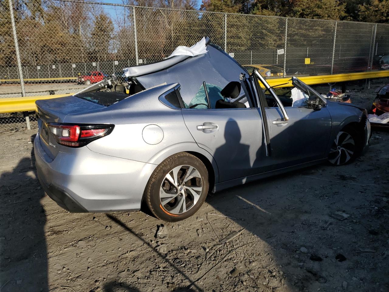 Изображение 3 2022 SUBARU LEGACY PREMIUM 2022 с VIN 4S3BWAC6XN3018217