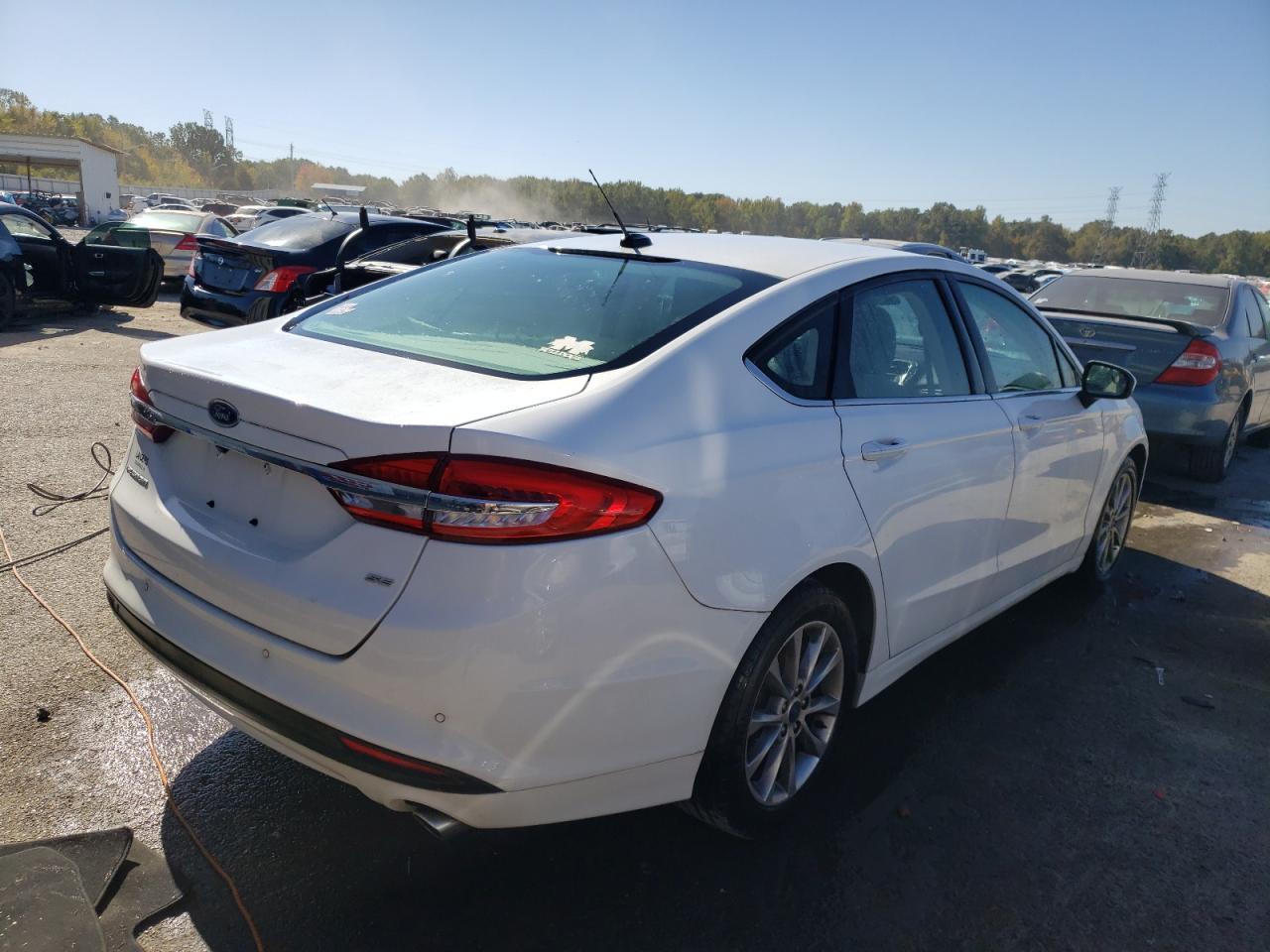 Image 3 of 2017 FORD FUSION SE 2017 with VIN 3FA6P0H73HR103065