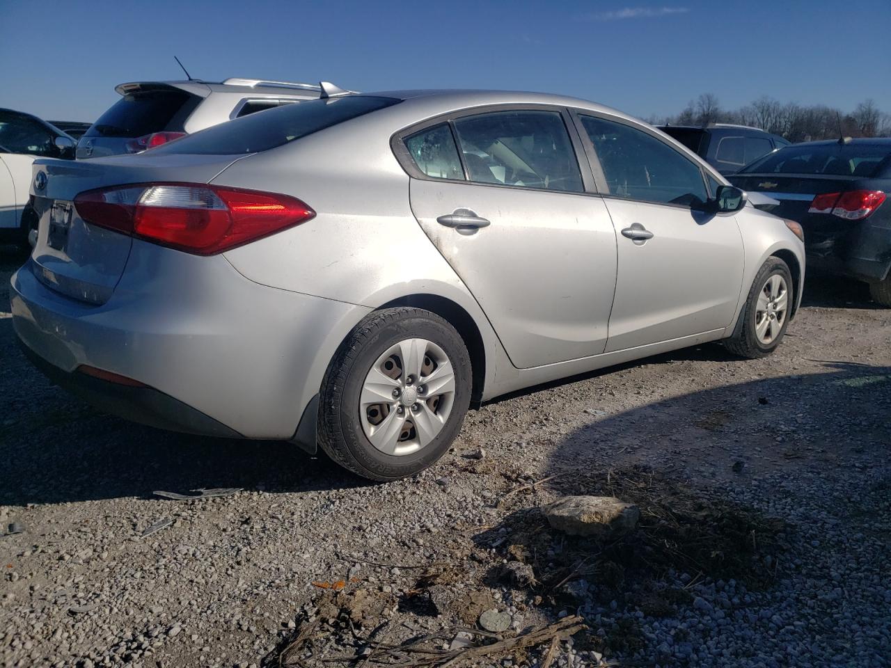 Image 3 of 2016 KIA FORTE LX 2016 with VIN KNAFK4A60G5567642