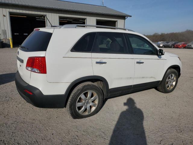 Obraz 3 z 2013 KIA SORENTO LX 2013 z VIN 5XYKT3A68DG354952