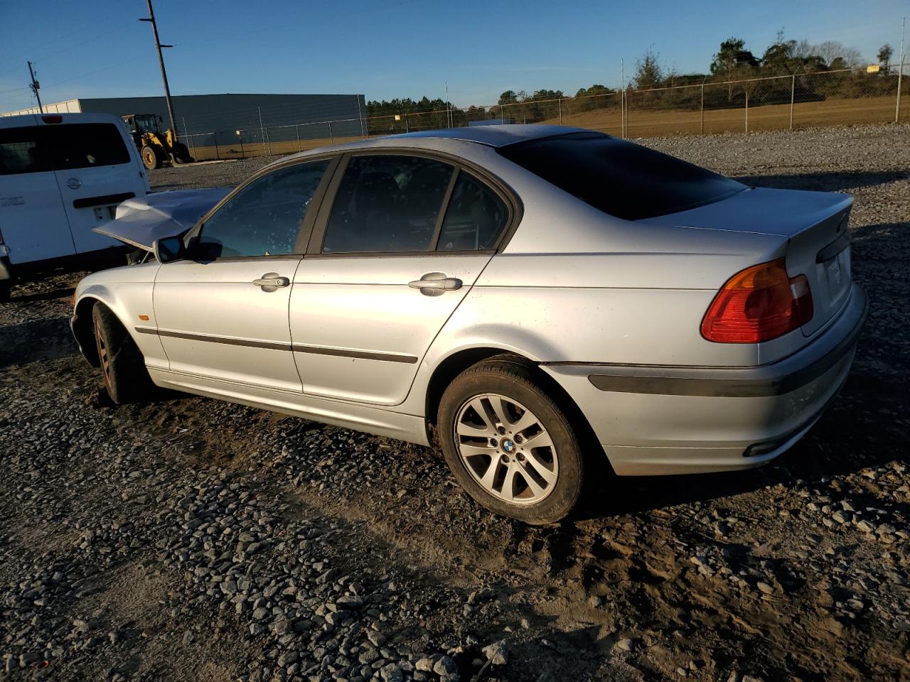 Изображение 2 2001 BMW 325 I 2001 с VIN WBAAV33421FU76686