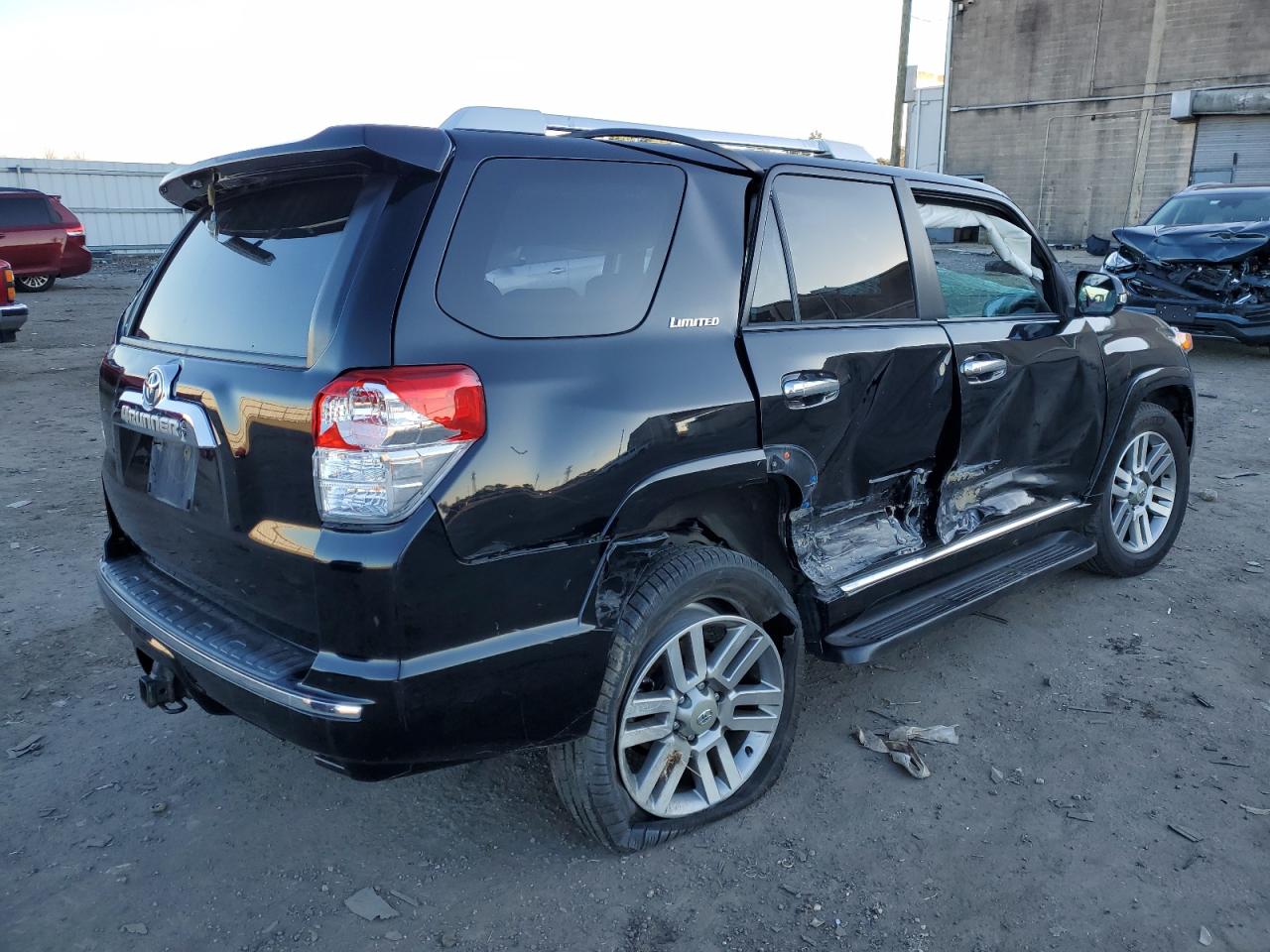 Изображение 3 2010 TOYOTA 4RUNNER SR5 2010 с VIN JTEBU5JR0A5012298