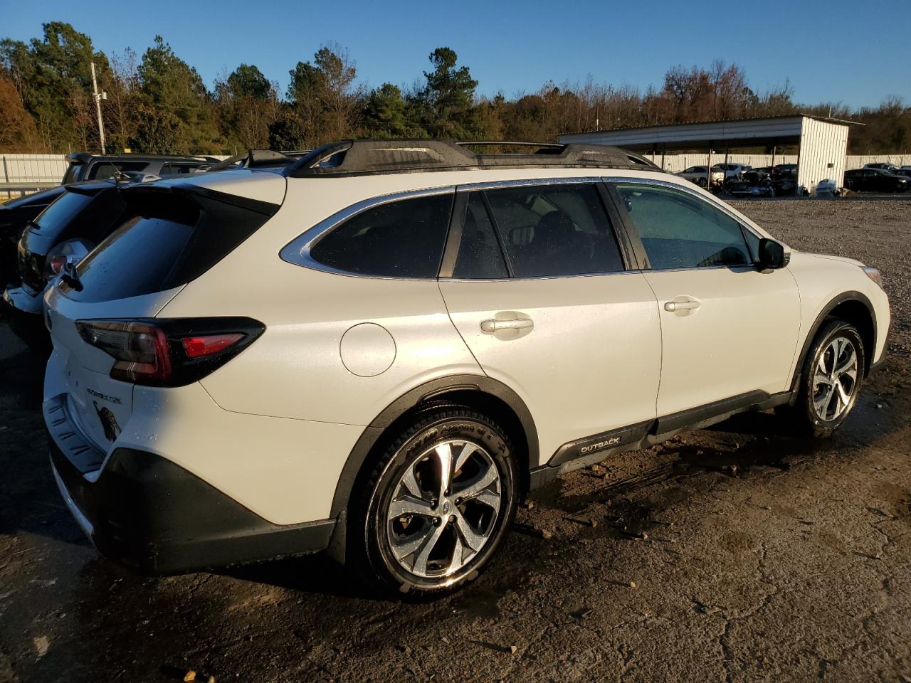 Image 3 of 2021 SUBARU OUTBACK LIMITED 2021 with VIN 4S4BTANC4M3216961