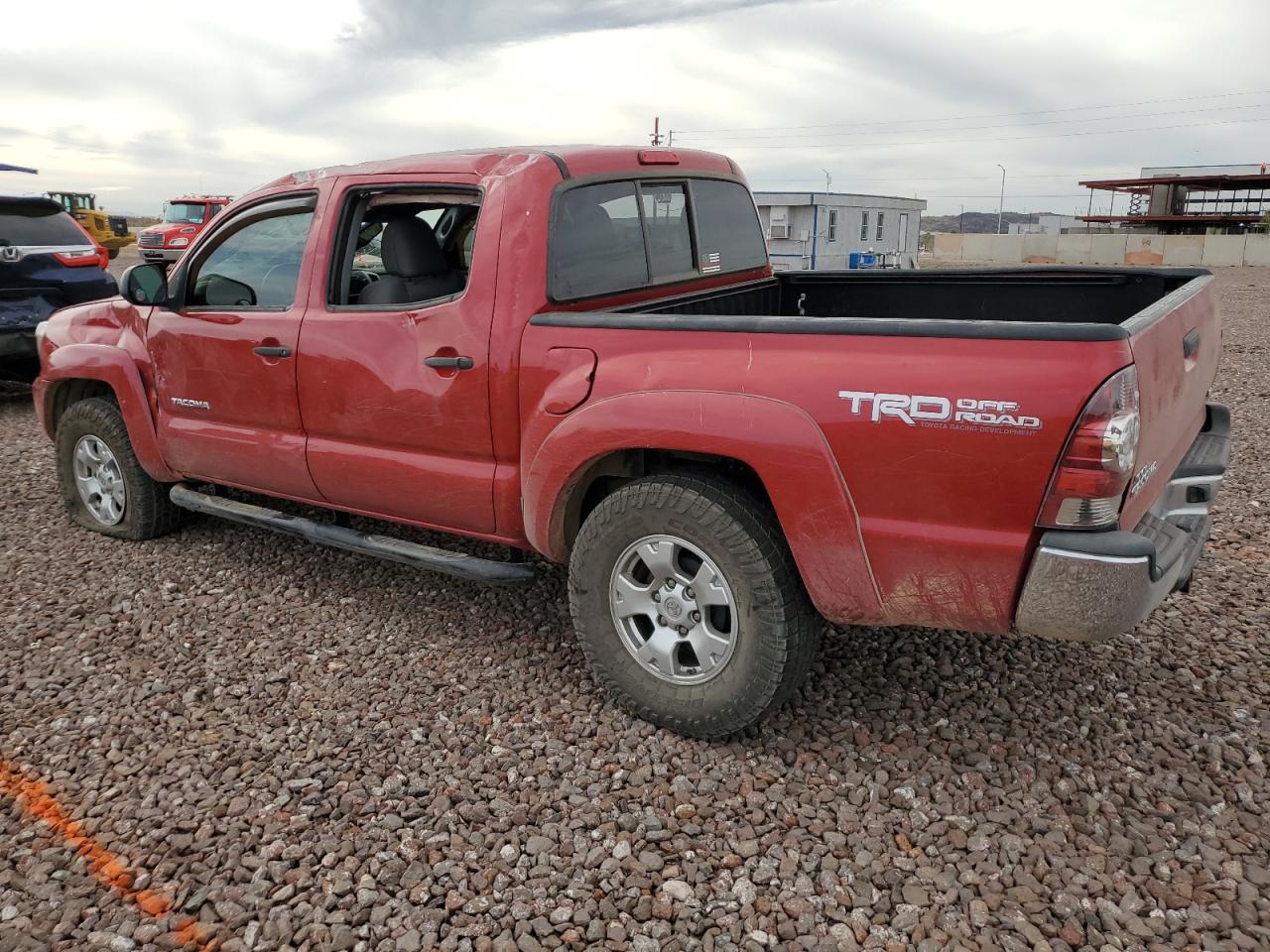 Obraz 2 z 2013 TOYOTA TACOMA DOUBLE CAB 2013 z VIN 5TFLU4ENXDX072205