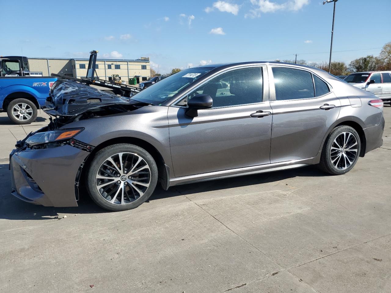 Изображение 1 2020 TOYOTA CAMRY SE 2020 с VIN 4T1G11AK1LU868955