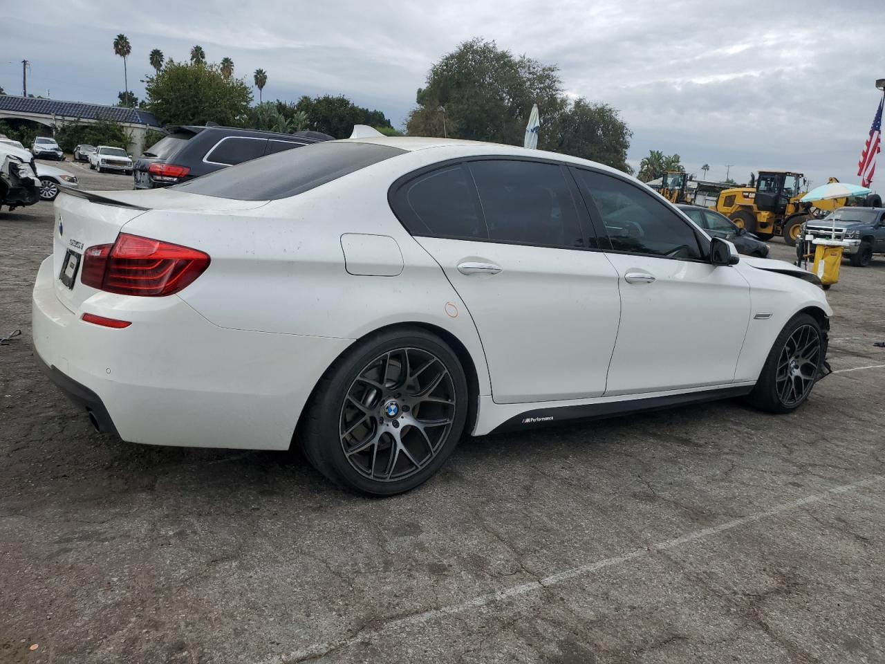 Изображение 3 2015 BMW 535 I 2015 с VIN WBA5B1C51FG126104