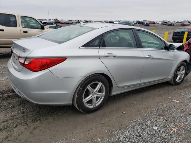 Obraz 3 z 2013 HYUNDAI SONATA GLS 2013 z VIN 5NPEB4AC4DH523367