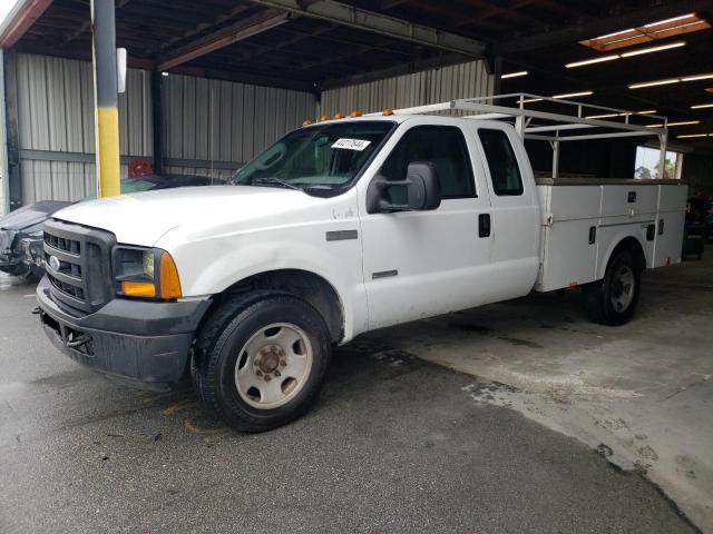 Obraz 1 z 2005 FORD F350 SRW SUPER DUTY 2005 z VIN 1FDSX34P05EC58120