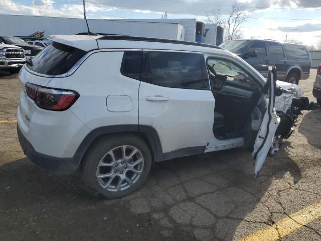 Image 3 of 2022 JEEP COMPASS LATITUDE LUX 2022 with VIN 3C4NJDFB5NT218867