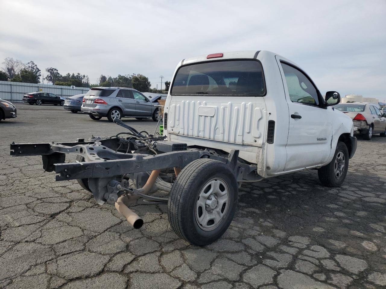 Obraz 3 z 2005 TOYOTA TACOMA  2005 z VIN 5TENX22N85Z007520