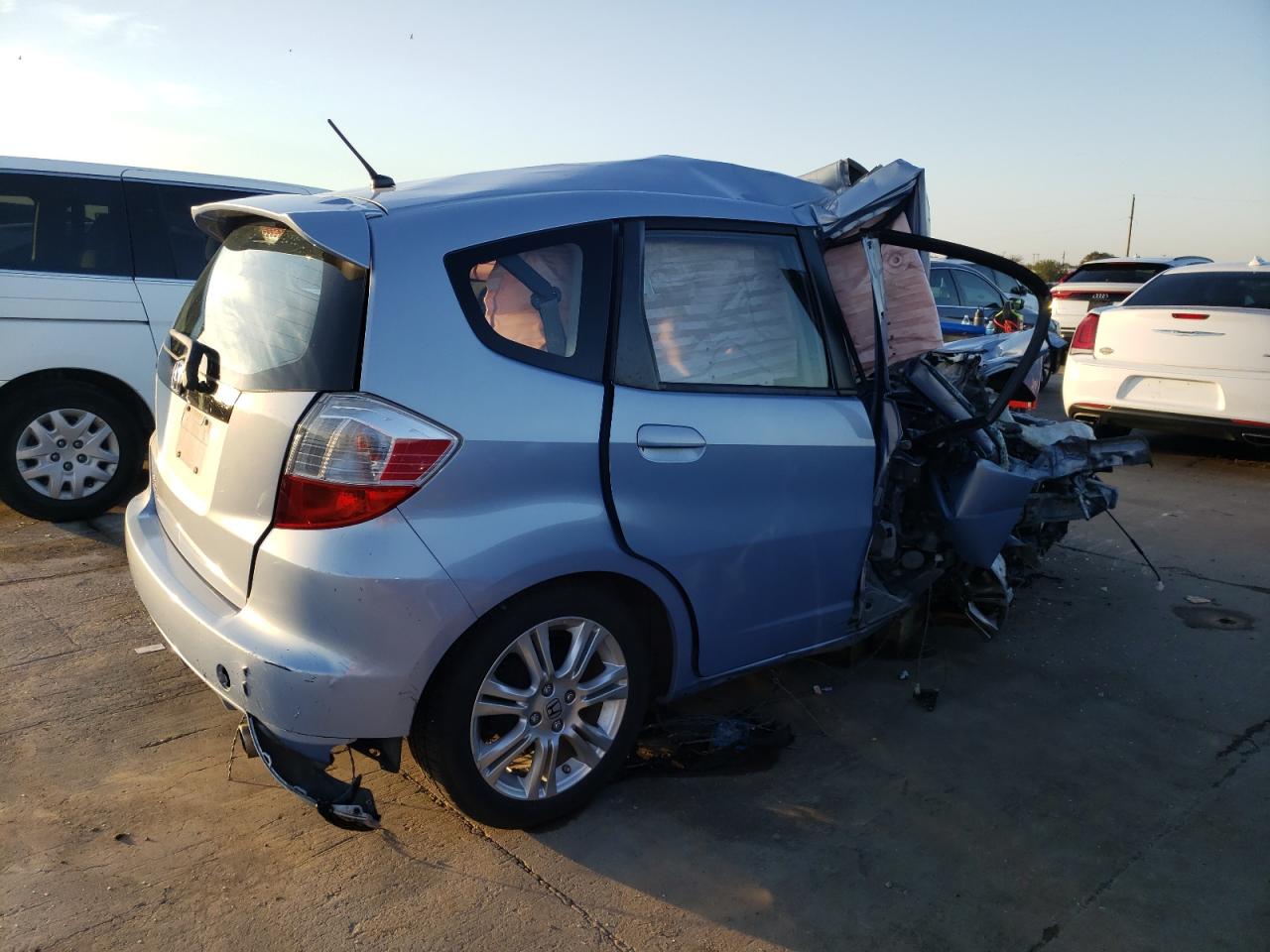 Image 3 of 2009 HONDA FIT SPORT 2009 with VIN JHMGE88469S042470