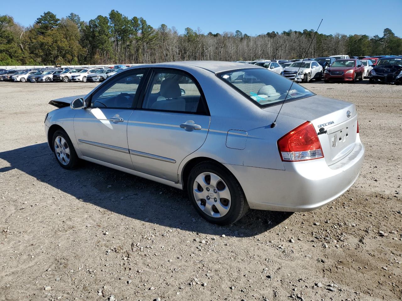 Изображение 2 2008 KIA SPECTRA EX 2008 с VIN KNAFE121685569907