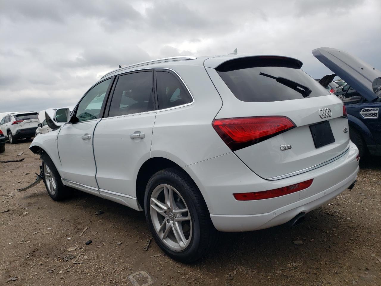 Obraz 2 z 2015 AUDI Q5 PREMIUM PLUS 2015 z VIN WA1LFAFP7FA127752