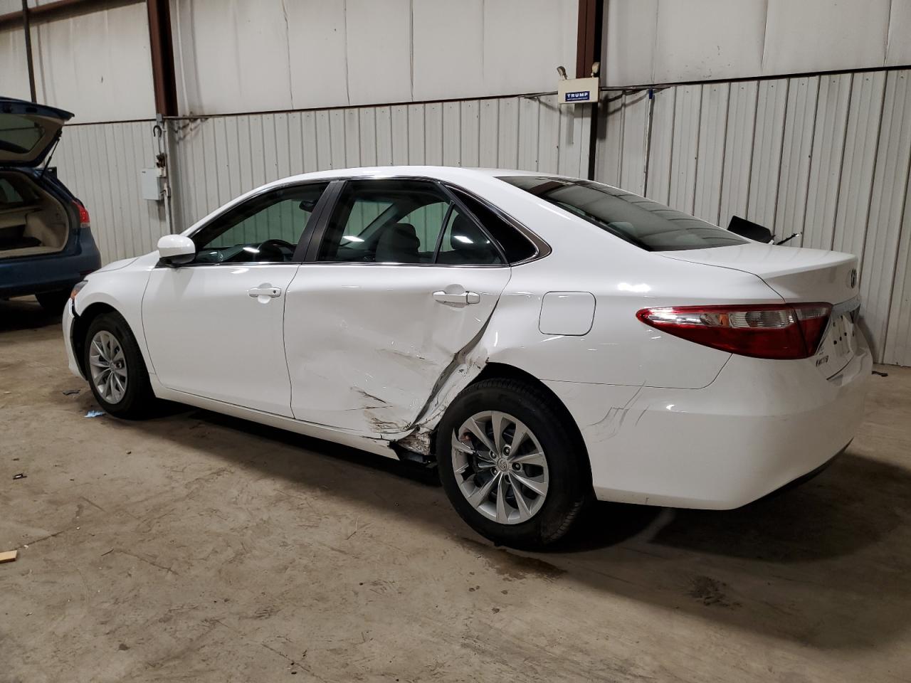 Изображение 2 2017 TOYOTA CAMRY LE 2017 с VIN 4T1BF1FK9HU336915