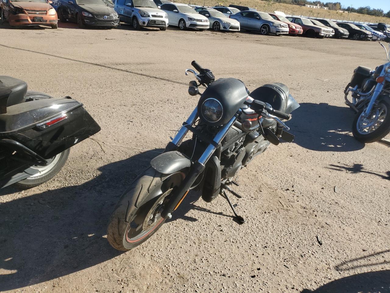 Изображение 2 2011 HARLEY-DAVIDSON VRSCDX  2011 с VIN 1HD1HHH14BC803578