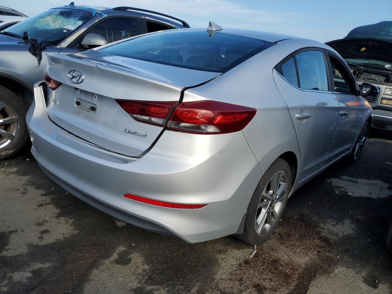 Image 3 of 2018 HYUNDAI ELANTRA SEL 2018 with VIN KMHD84LF0JU501980